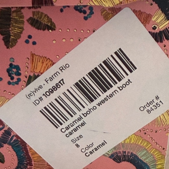 Farm Rio Caramel Boho Western Embroidered Boot Size 8 NIB With Dustbag - Picture 9 of 9